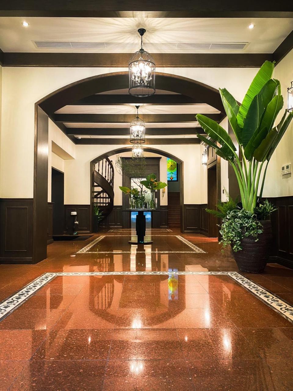 De Syloia 4* Hà Nội