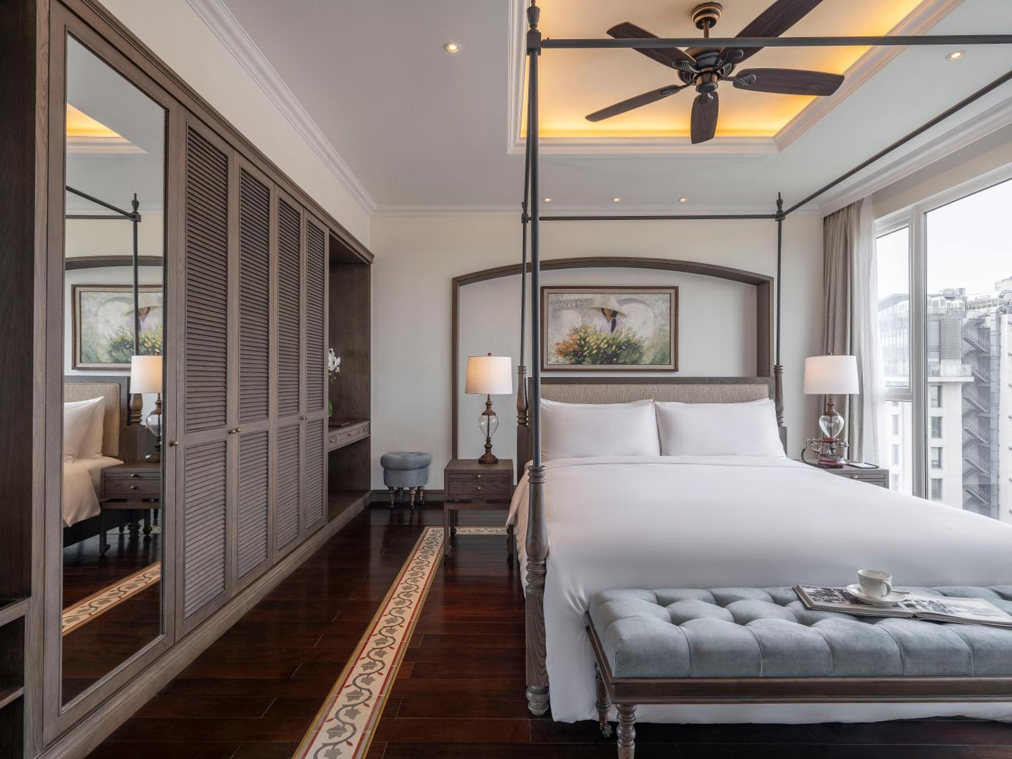De Syloia Khách sạn 4*