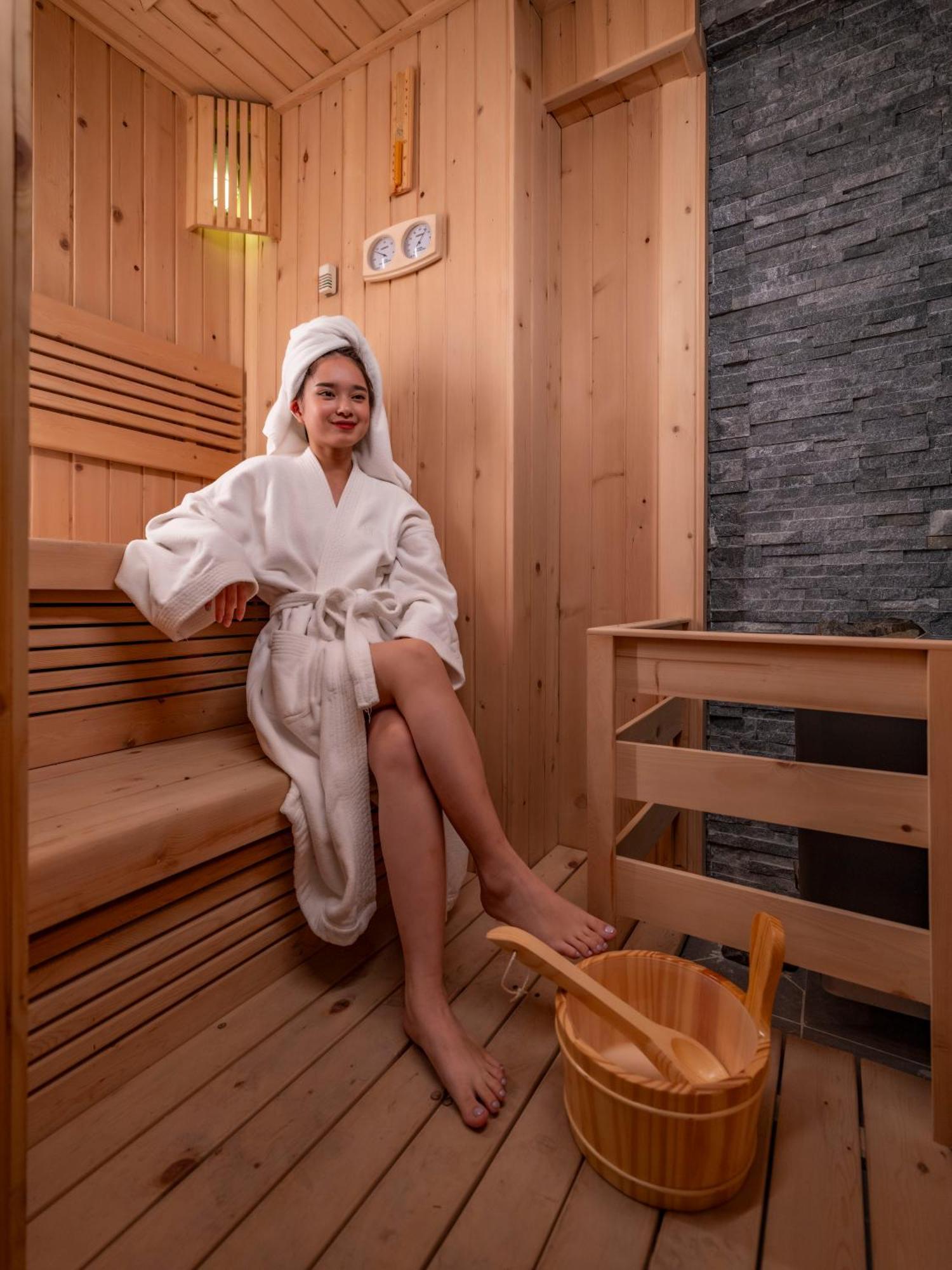 De Syloia 4* Hà Nội