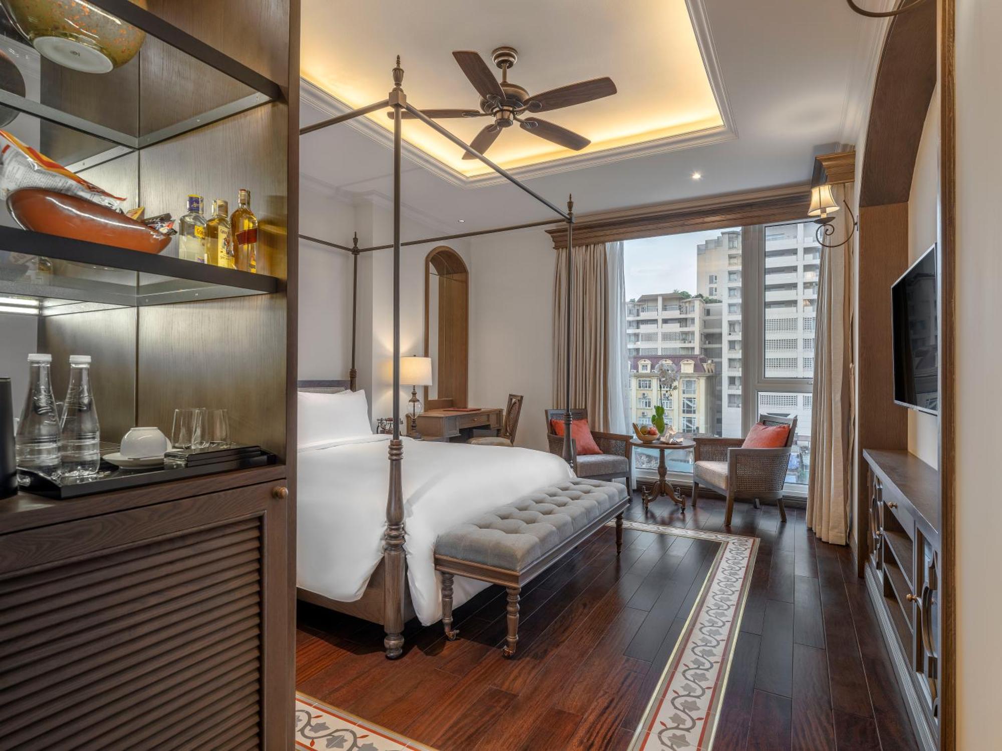 De Syloia Khách sạn 4*